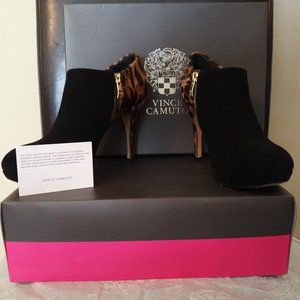 Vince Camuto ELVIN 3 Suede Calf Hair Booties, Size 7